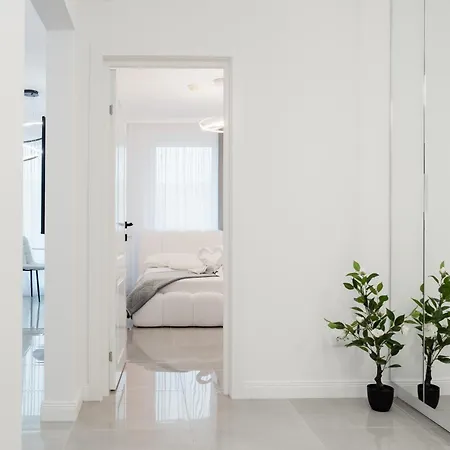 Apartamento Sky Rest Airport With Private Parking Cluj-Napoca